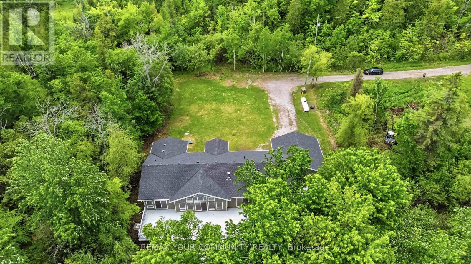 1699 CHIEF JOSEPH SNAKE ROAD, Georgina Islands (Georgina Island) — photo 5