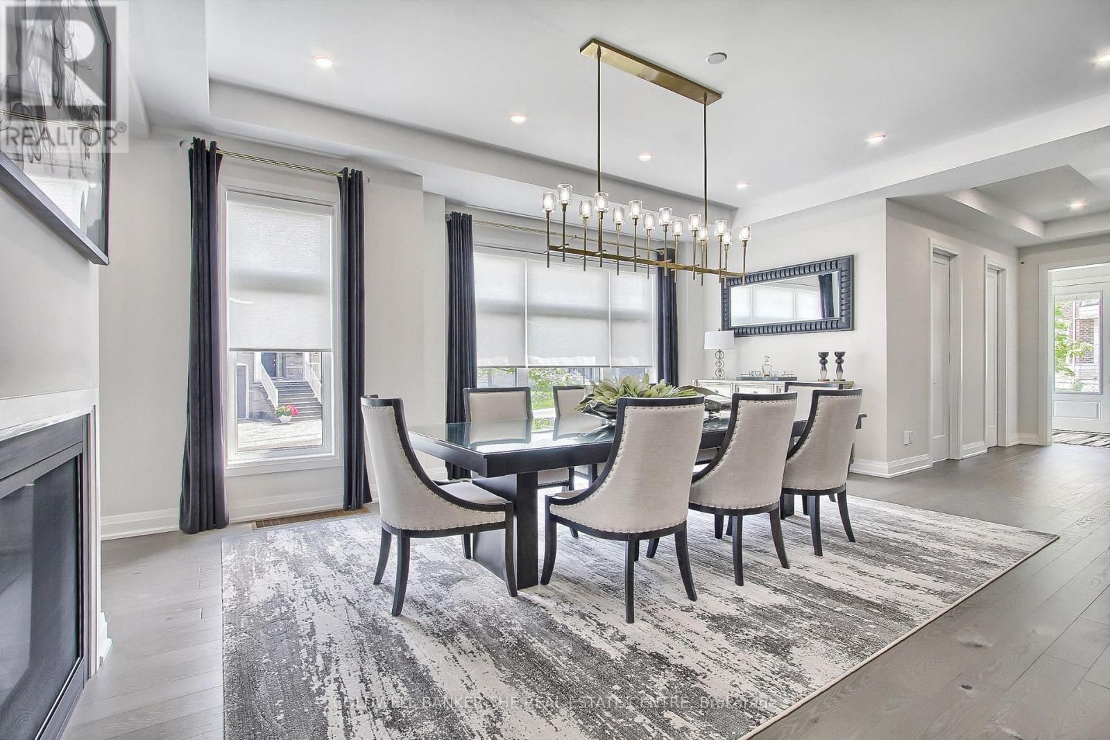 92 MAPLE FIELDS CIRCLE - 12