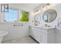 19 Barker Court, Markham, ON L3P3X9 Photo 34