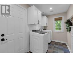 Bedroom - 29 Priest Avenue, Springwater, ON L9X0G9 Photo 14