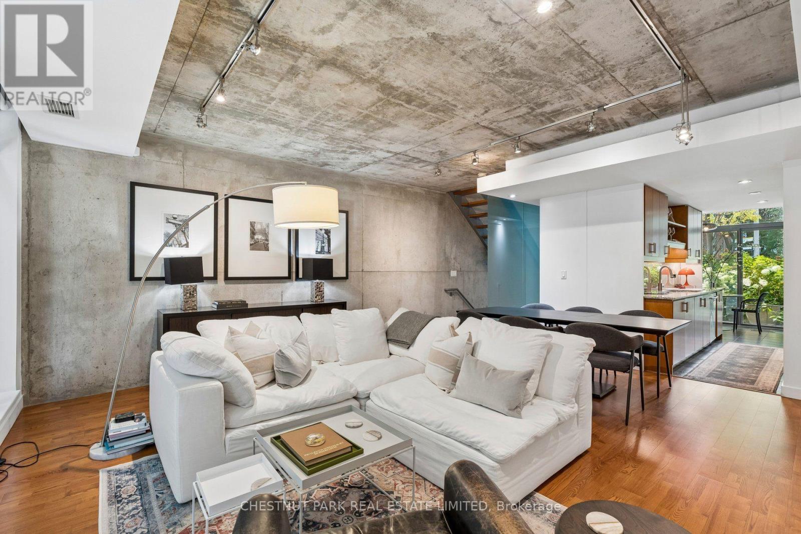271 MUTUAL STREET - Image 9