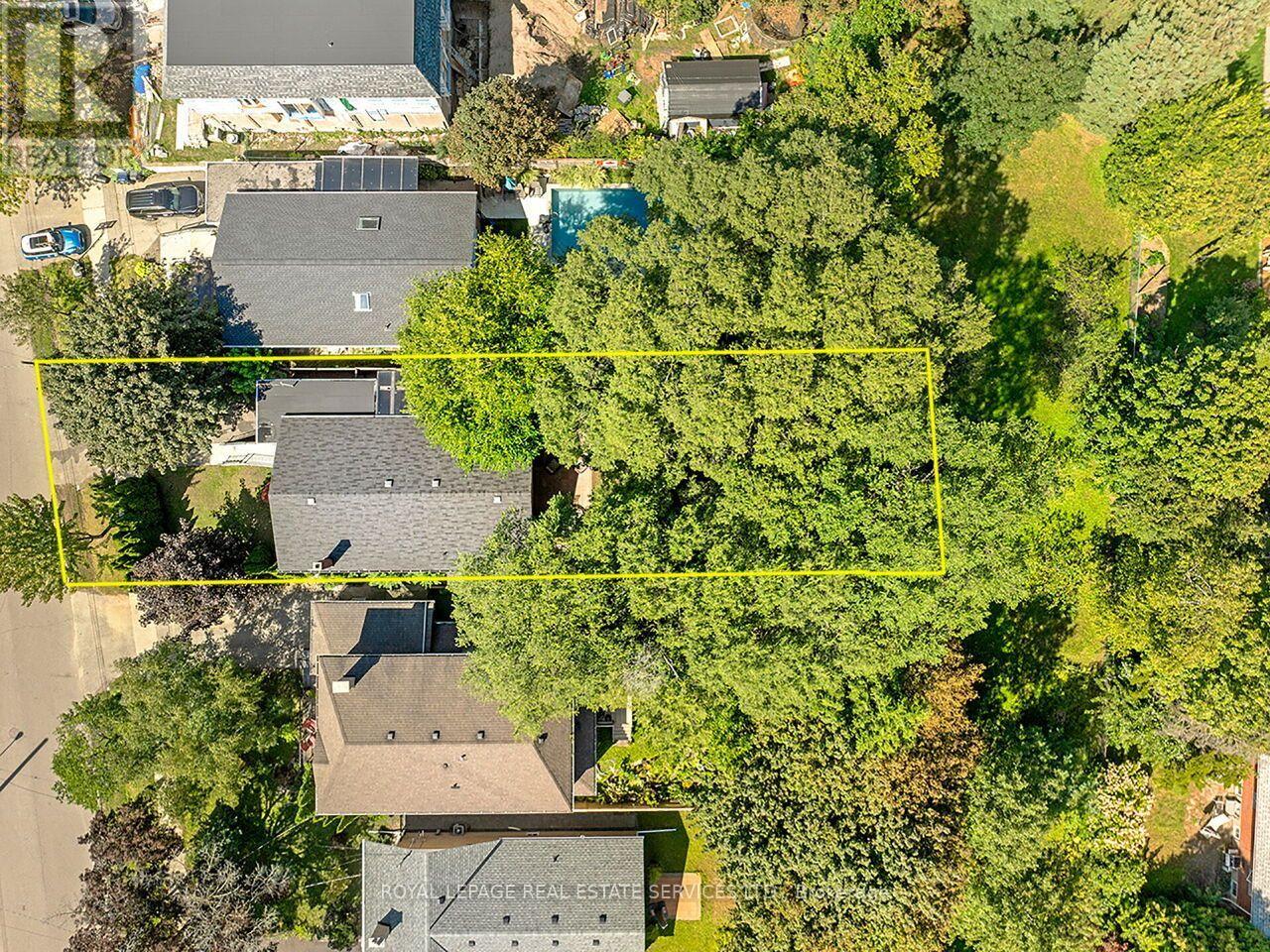 35 FERNALROY BOULEVARD - Image 4