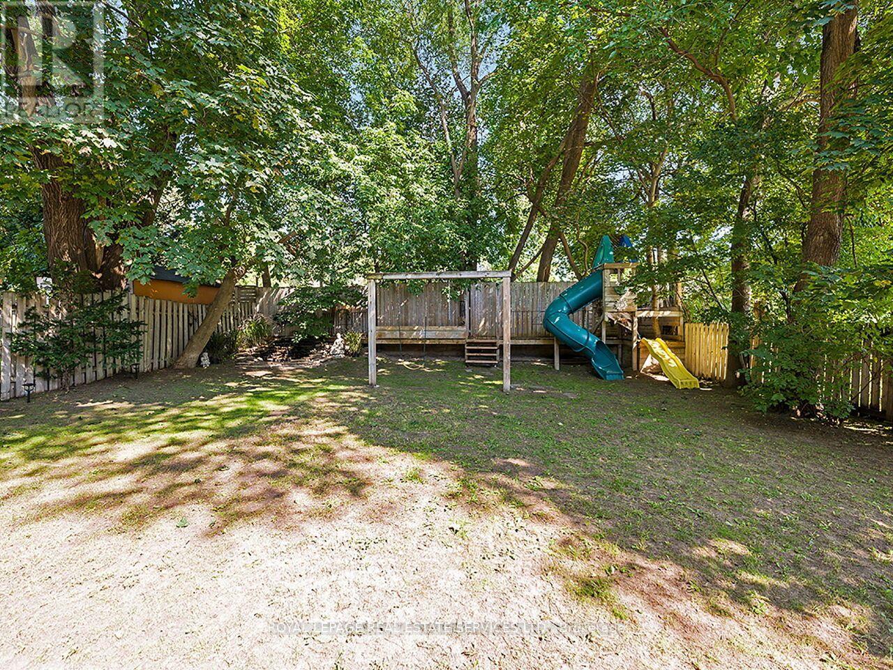 35 FERNALROY BOULEVARD - 45