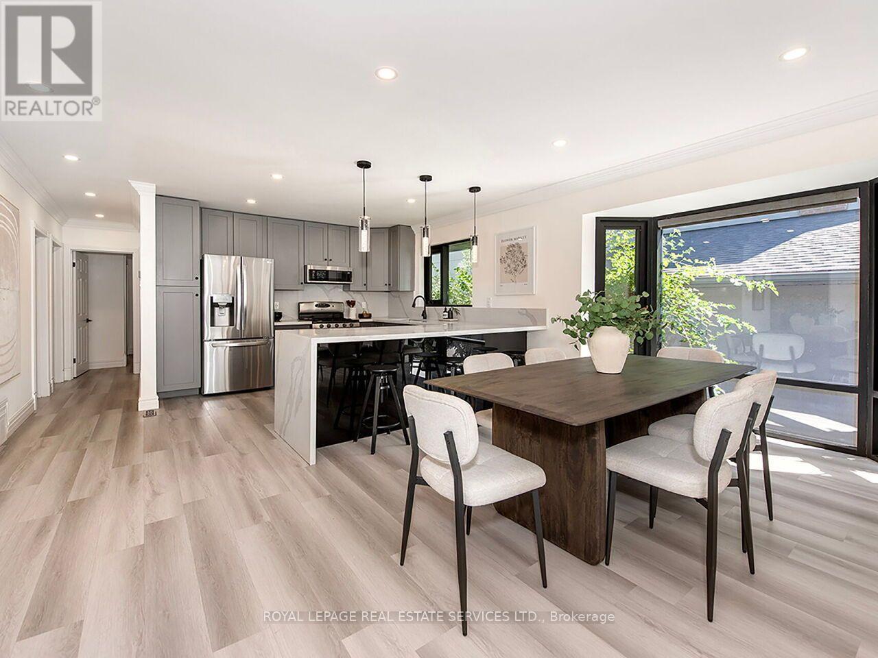 35 FERNALROY BOULEVARD - 9