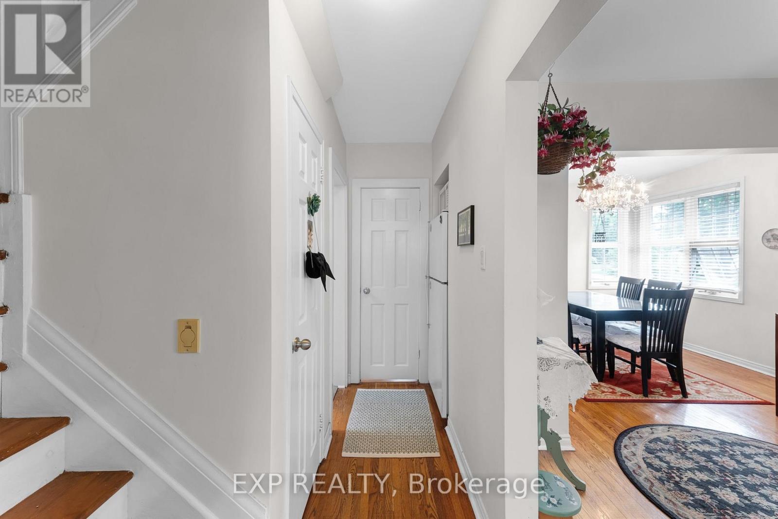 79 SHAVER AVENUE N - 10