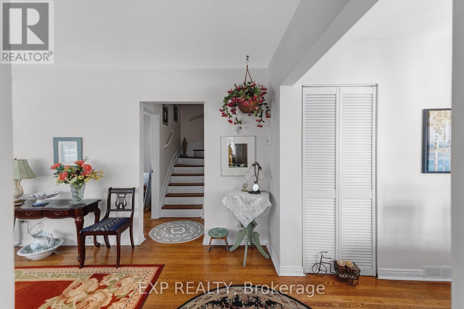 79 SHAVER AVENUE N - 41