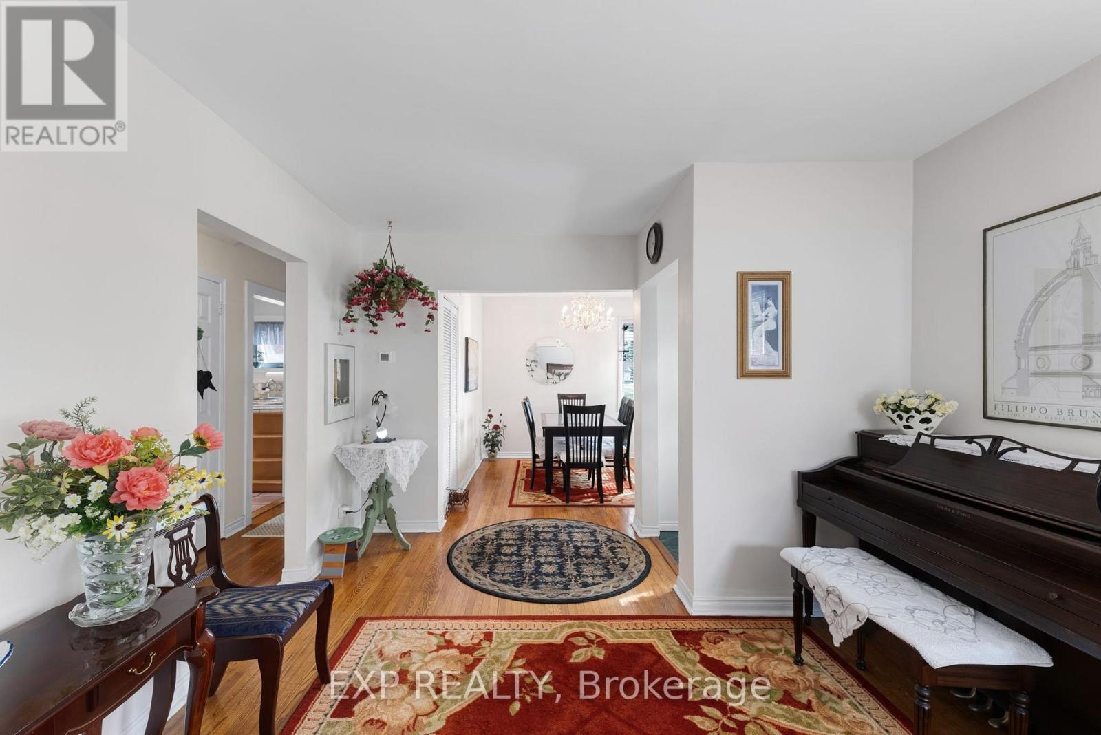 79 SHAVER AVENUE N - 7