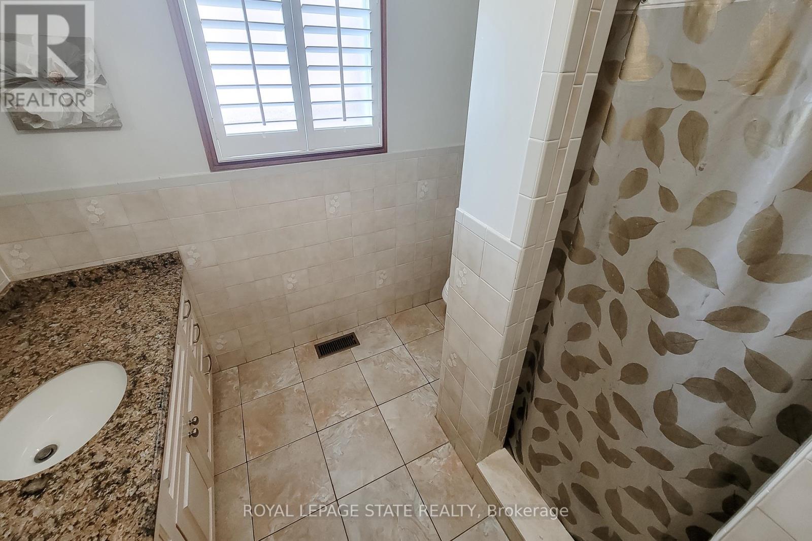 276 GREENCEDAR DRIVE - 28