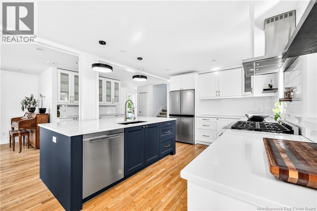 296 Buckingham Avenue, Riverview — photo 9