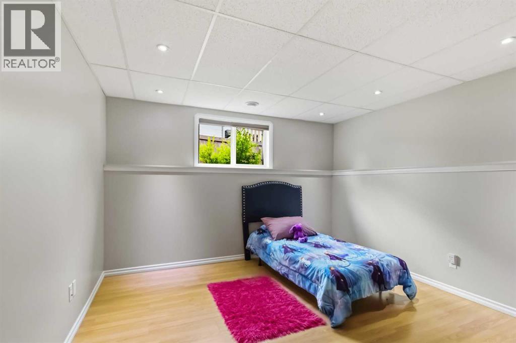124 DICKEY Bay - 33