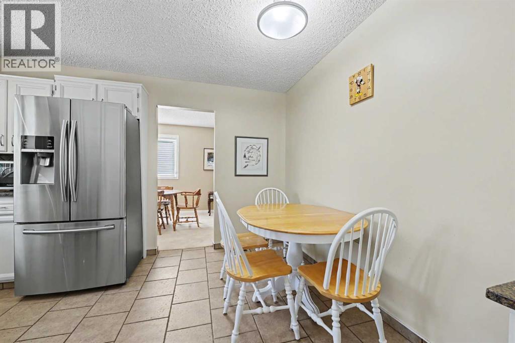 231 Cedarille Green SW, Calgary — photo 9