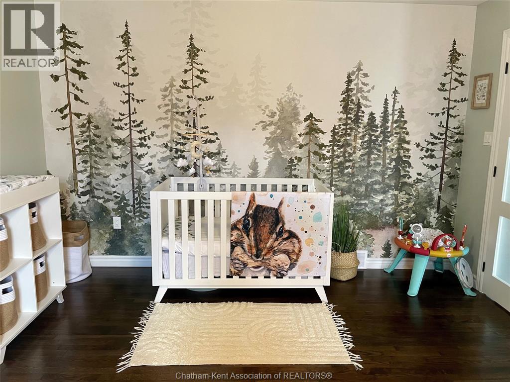 5 Parkside CRESCENT - 15