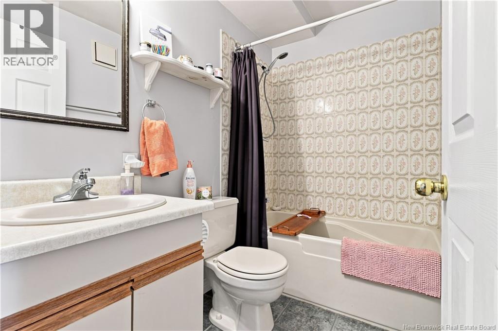 #14 109 Biggs Street - Image 18