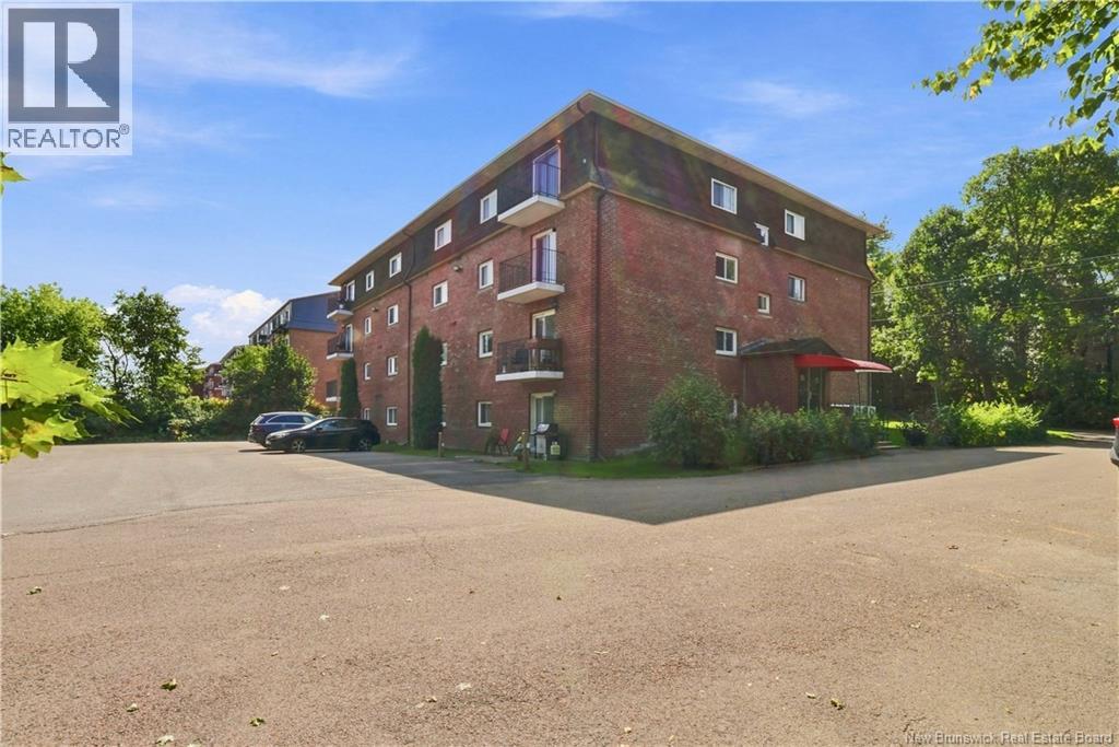 #14 109 Biggs Street - 28