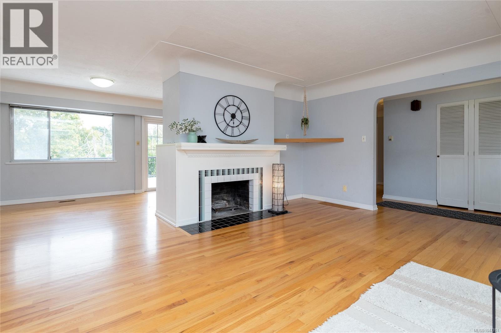 4141 Hawkes Ave - 11