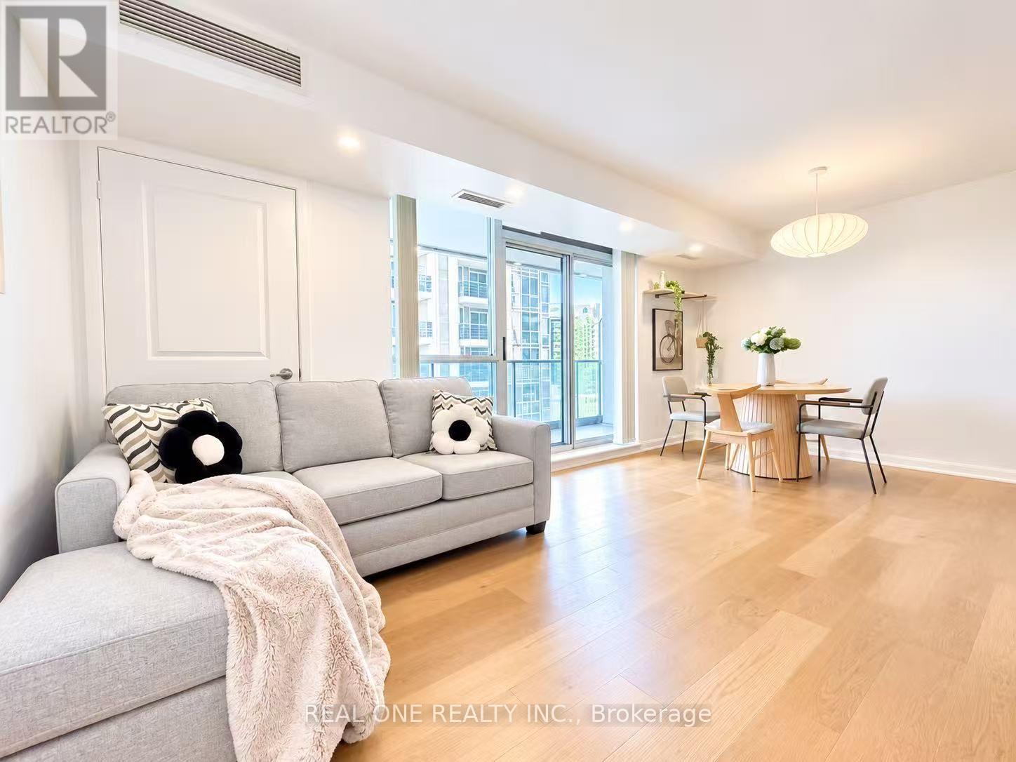 #1905 5793 YONGE STREET - 11