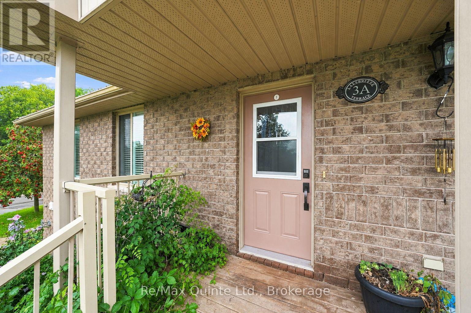 #3A 37 LAKEBREEZE COURT - 17