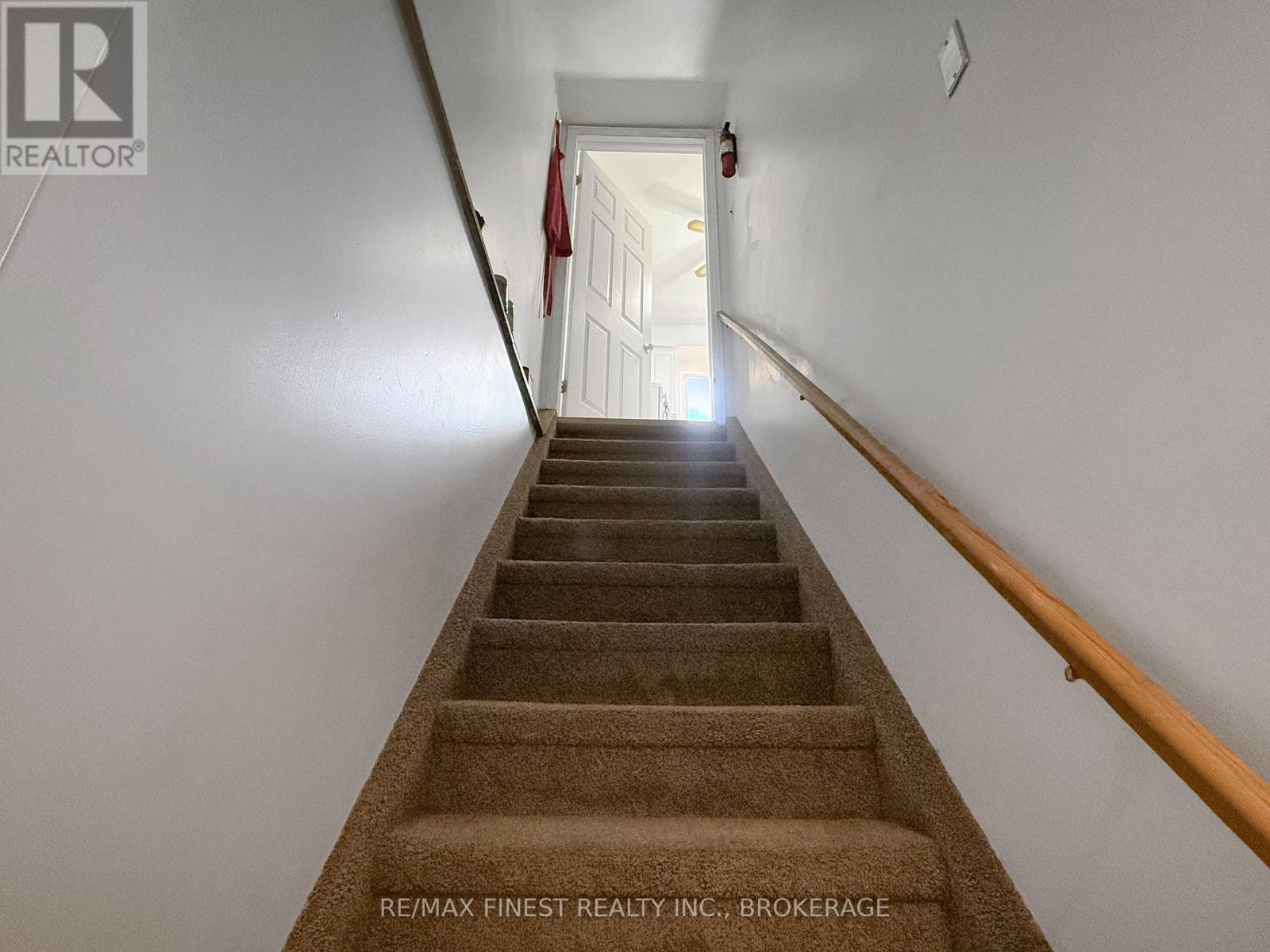906 PURCELL CRESCENT - 20