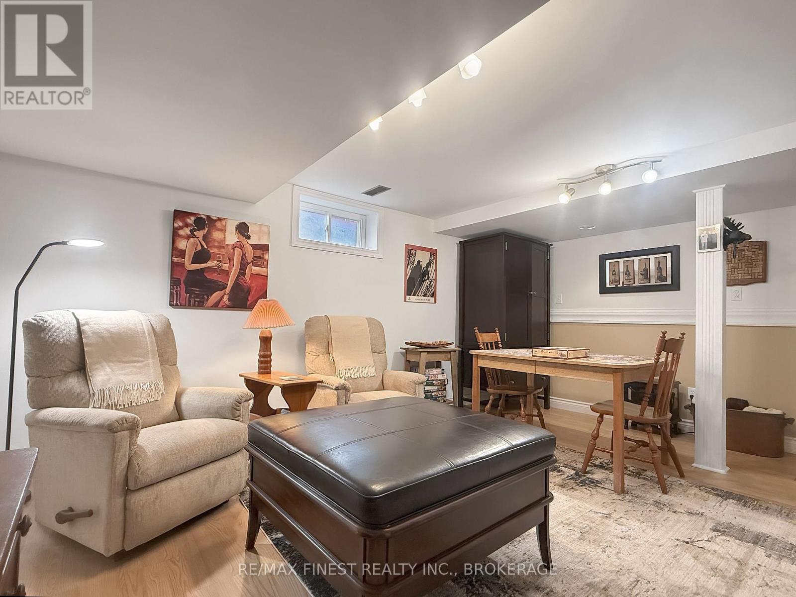 906 PURCELL CRESCENT - 24