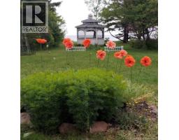 Mud room - 158 Route 960, Cape Tormentine, NB E4M2C2 Photo 8