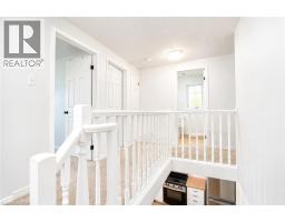 699 Laurelwood Drive, Waterloo, ON N2V2T8 Photo 23