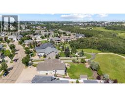 3pc Bathroom - 2703 56 Street, Camrose, AB T4V4A3 Photo 7
