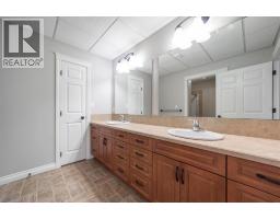 2703 56 Street, Camrose, AB T4V4A3 Photo 28