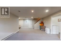 32 Halley Drive thumbnail 37