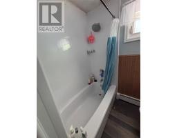 23 Diana Road thumbnail 15