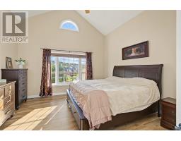 147 Monument Road thumbnail 25