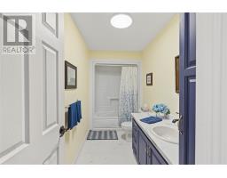 147 Monument Road thumbnail 29