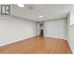 147 Monument Road thumbnail 35