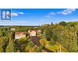 147 Monument Road thumbnail 4