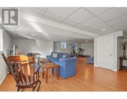 147 Monument Road thumbnail 40