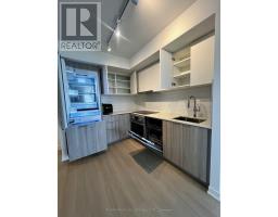 2205 - 15 David Salomon Drive, Toronto, ON M3C1E7 Photo 12