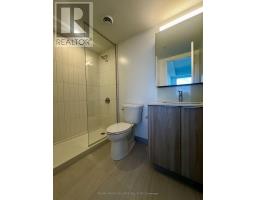 2205 - 15 David Salomon Drive, Toronto, ON M3C1E7 Photo 17