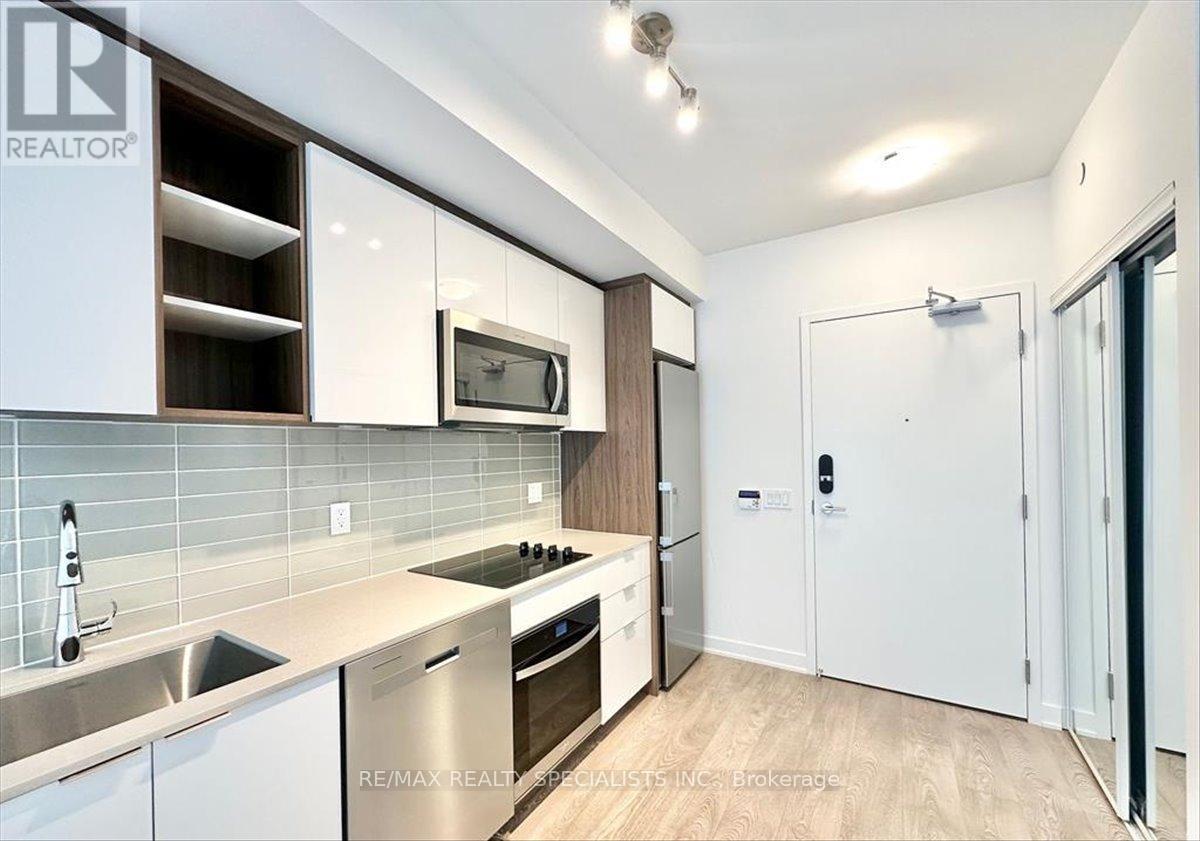 #502 543 RICHMOND STREET W - Image 4