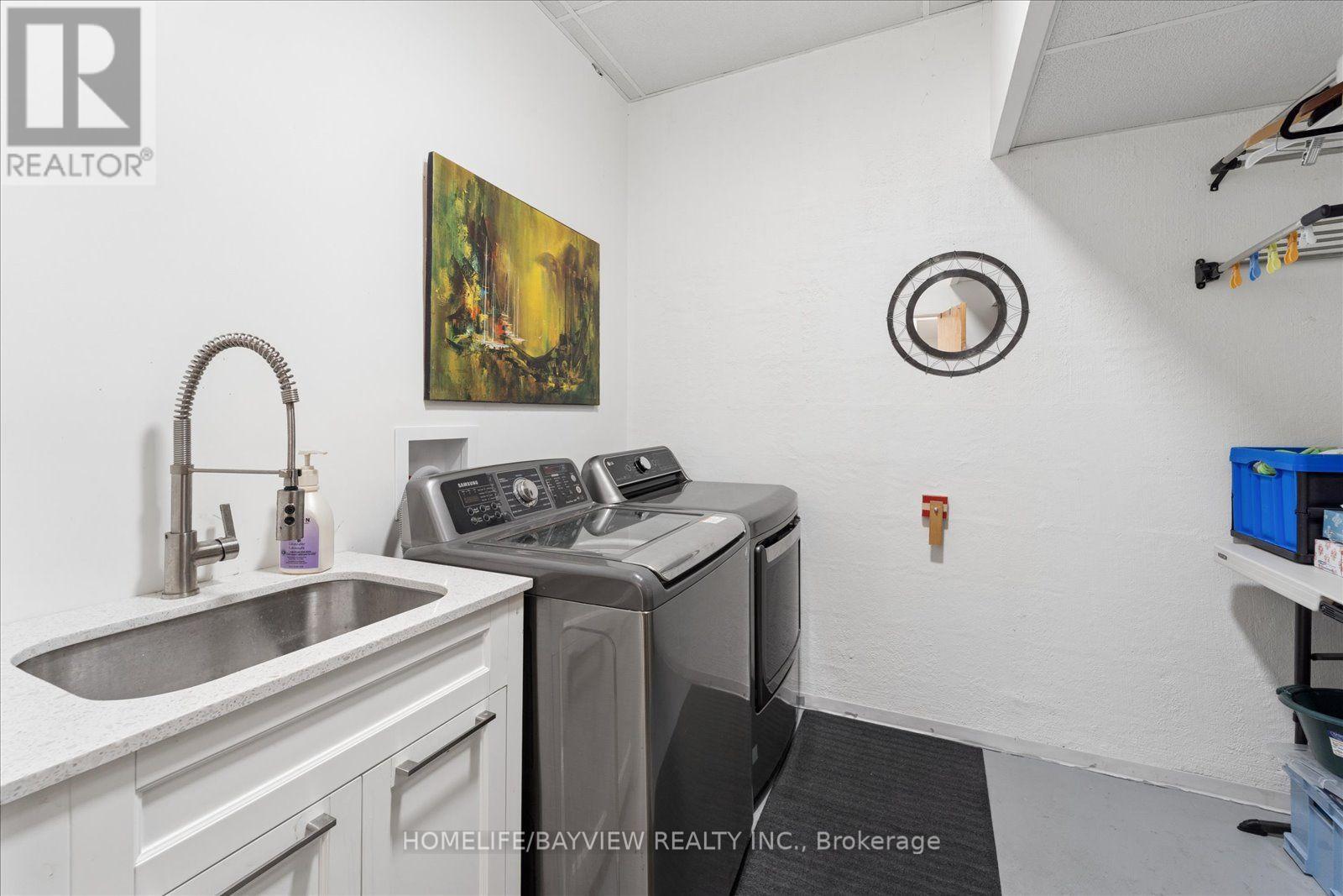 24 RAVENSCROFT CIRCLE - Image 32