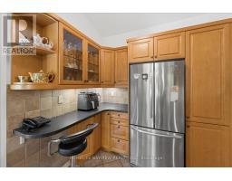 24 Ravenscroft Circle, Toronto, ON M2K1W9 Photo 13