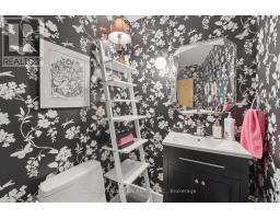 24 Ravenscroft Circle, Toronto, ON M2K1W9 Photo 18