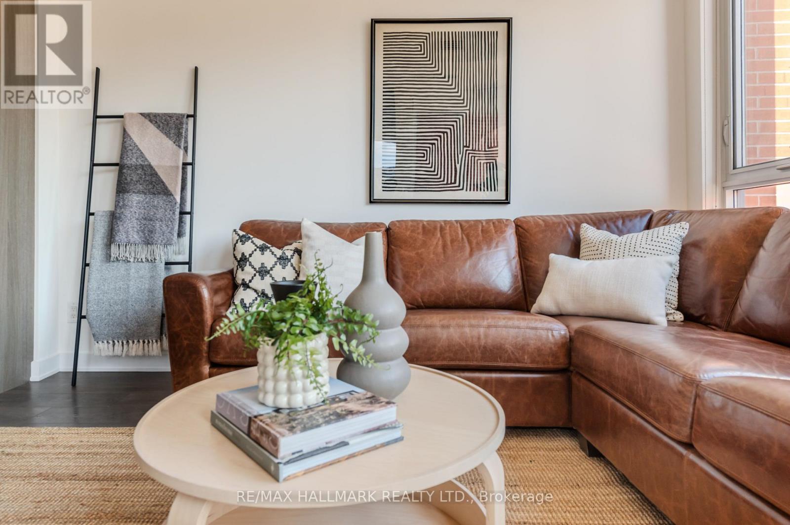 126 ST DAVID STREET - 2