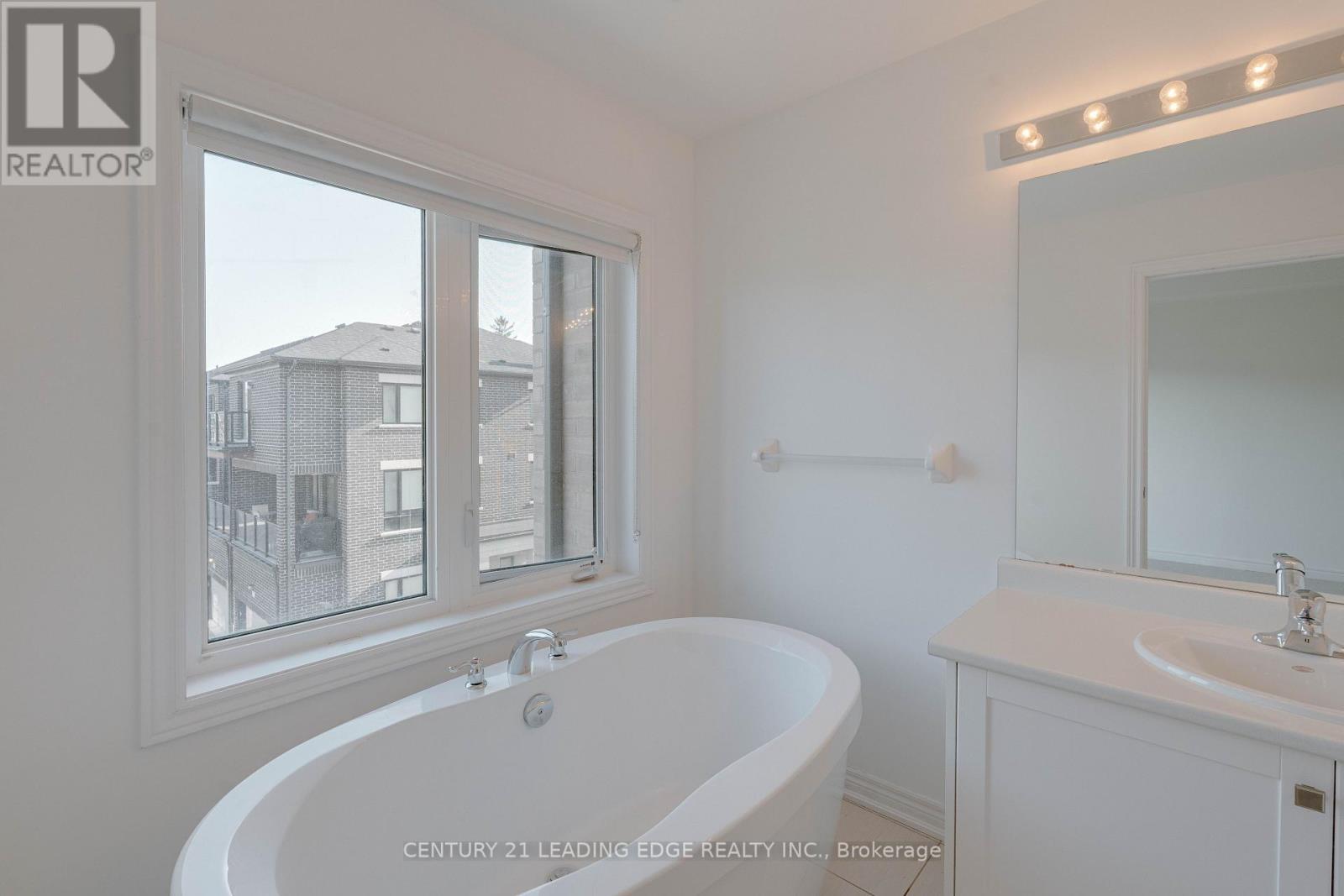 15 HAYDOCK WAY - Image 28