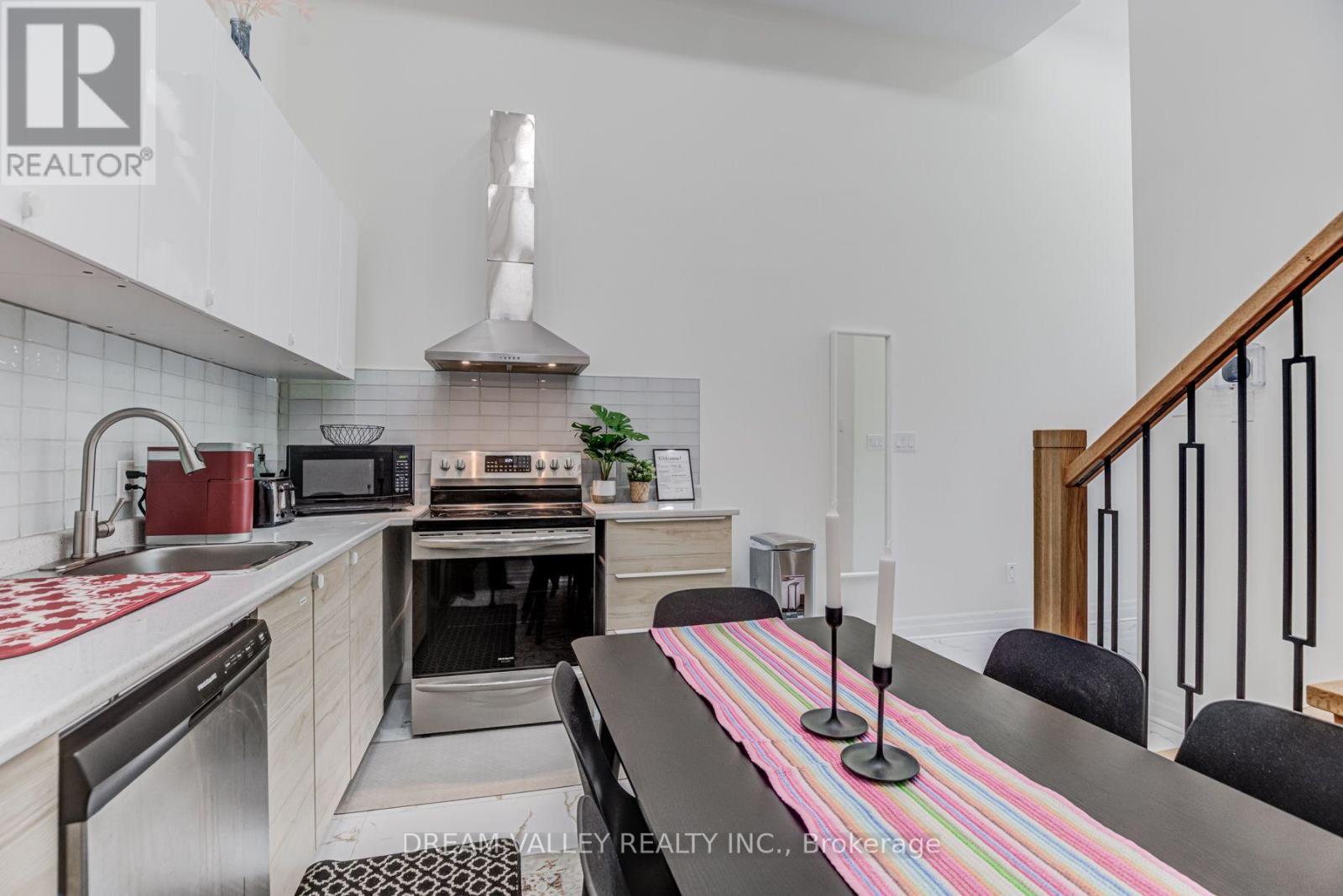 160 BYNG AVENUE - Image 13