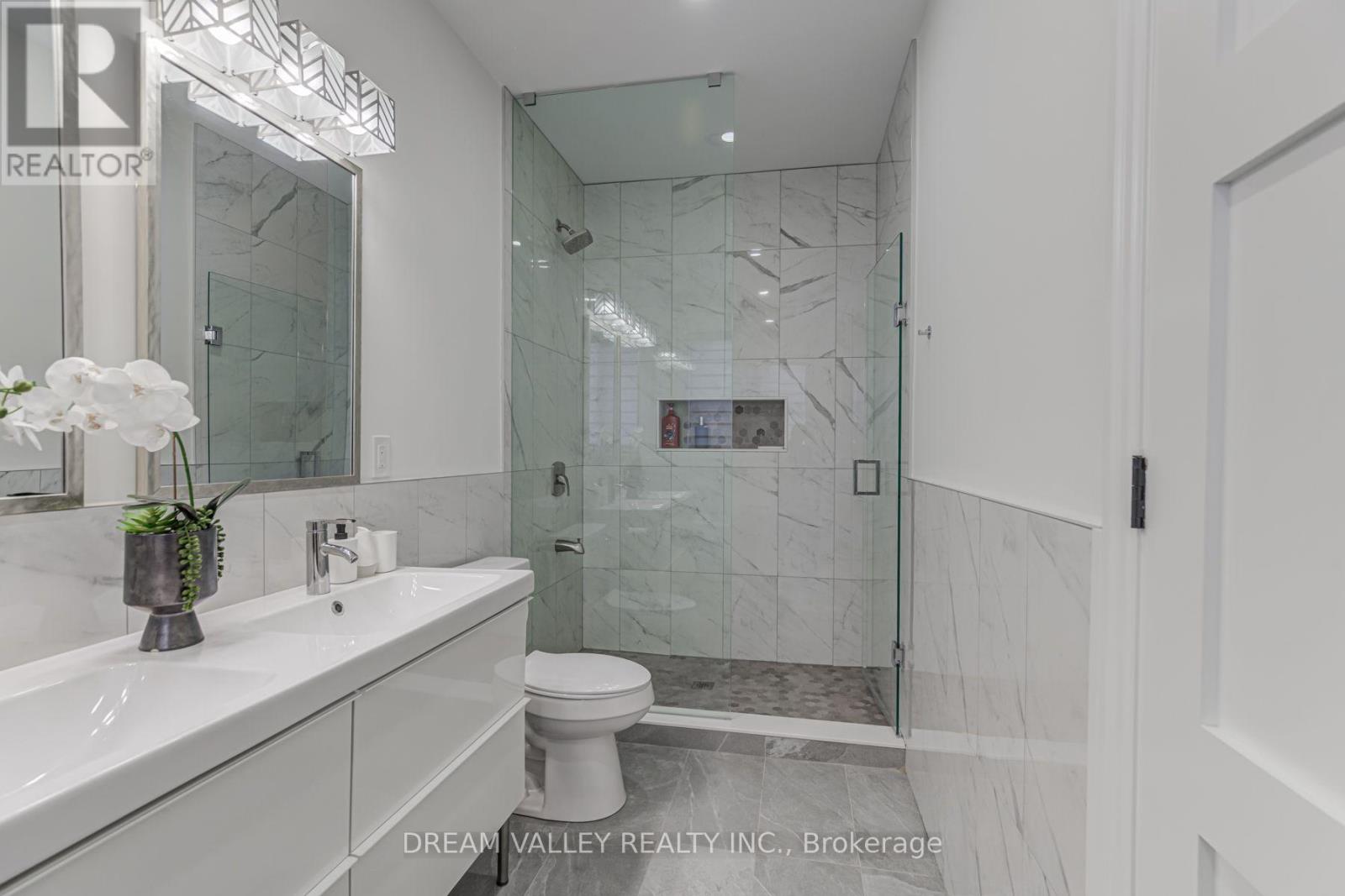 160 BYNG AVENUE - Image 27