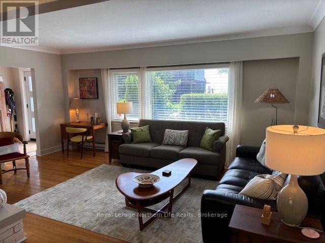 808 QUEEN STREET - Image 18