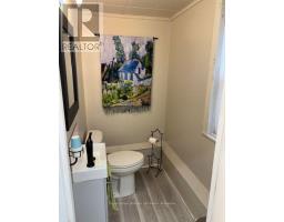 808 Queen Street, North Bay, ON P1A1T9 Photo 43