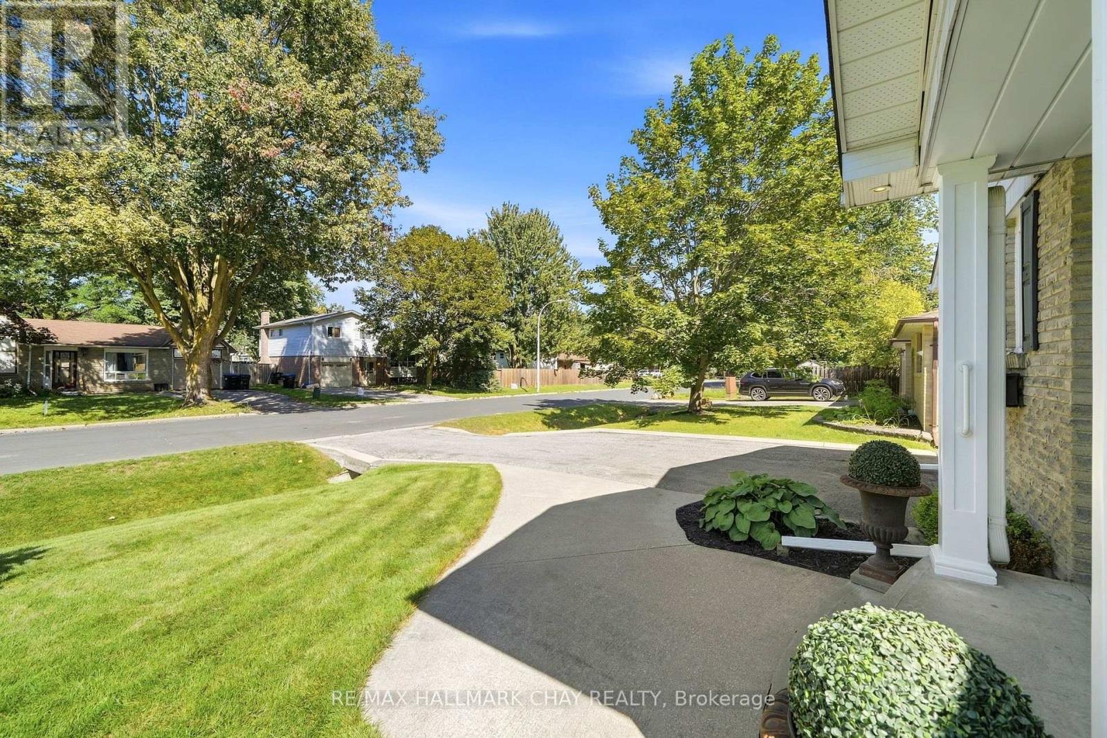 17 STEWART STREET W, New Tecumseth (Beeton) — photo 4