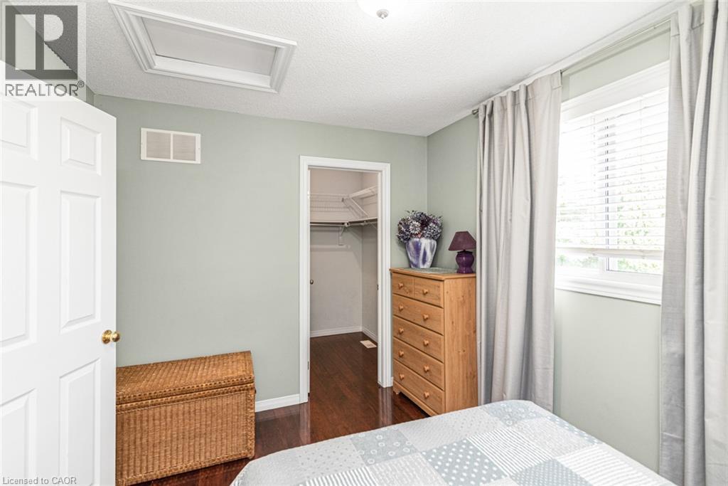 10 RICHVIEW Drive - 24