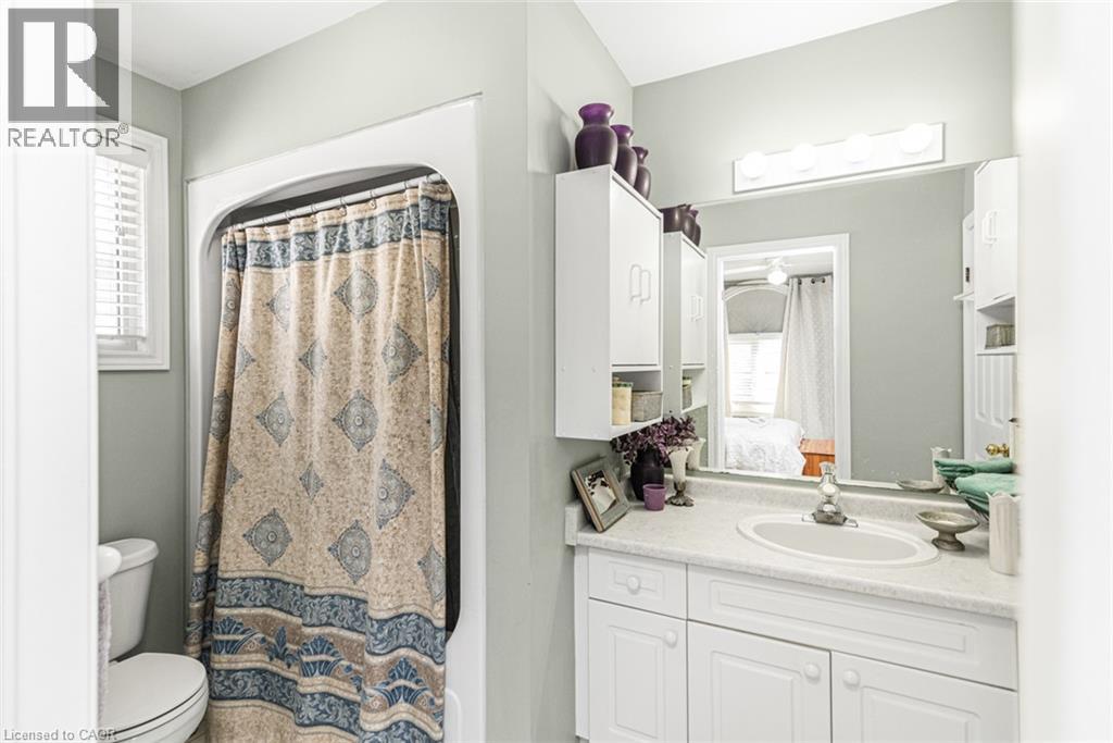 10 RICHVIEW Drive - 32