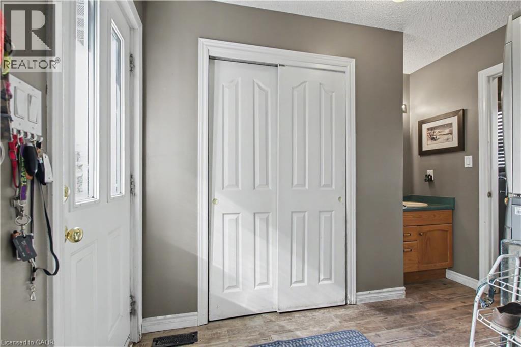 5030 BLACKHEATH Road - Image 13